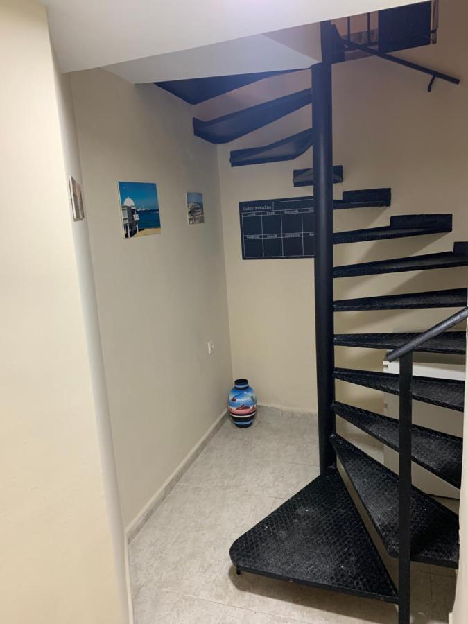 Apartamento En Cadiz Capital Bagian luar foto